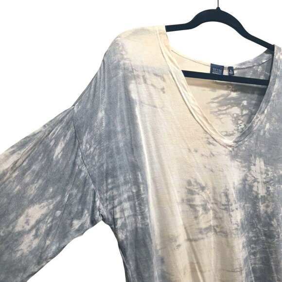 Blue Saks Fifth Avenue Flowy Gray Taupe White Loose Fit V-Neck Top Made In USA L - Picture 15 of 16